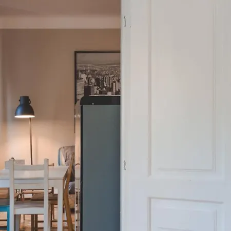 公寓 Vico 4 Charme 的里雅斯特